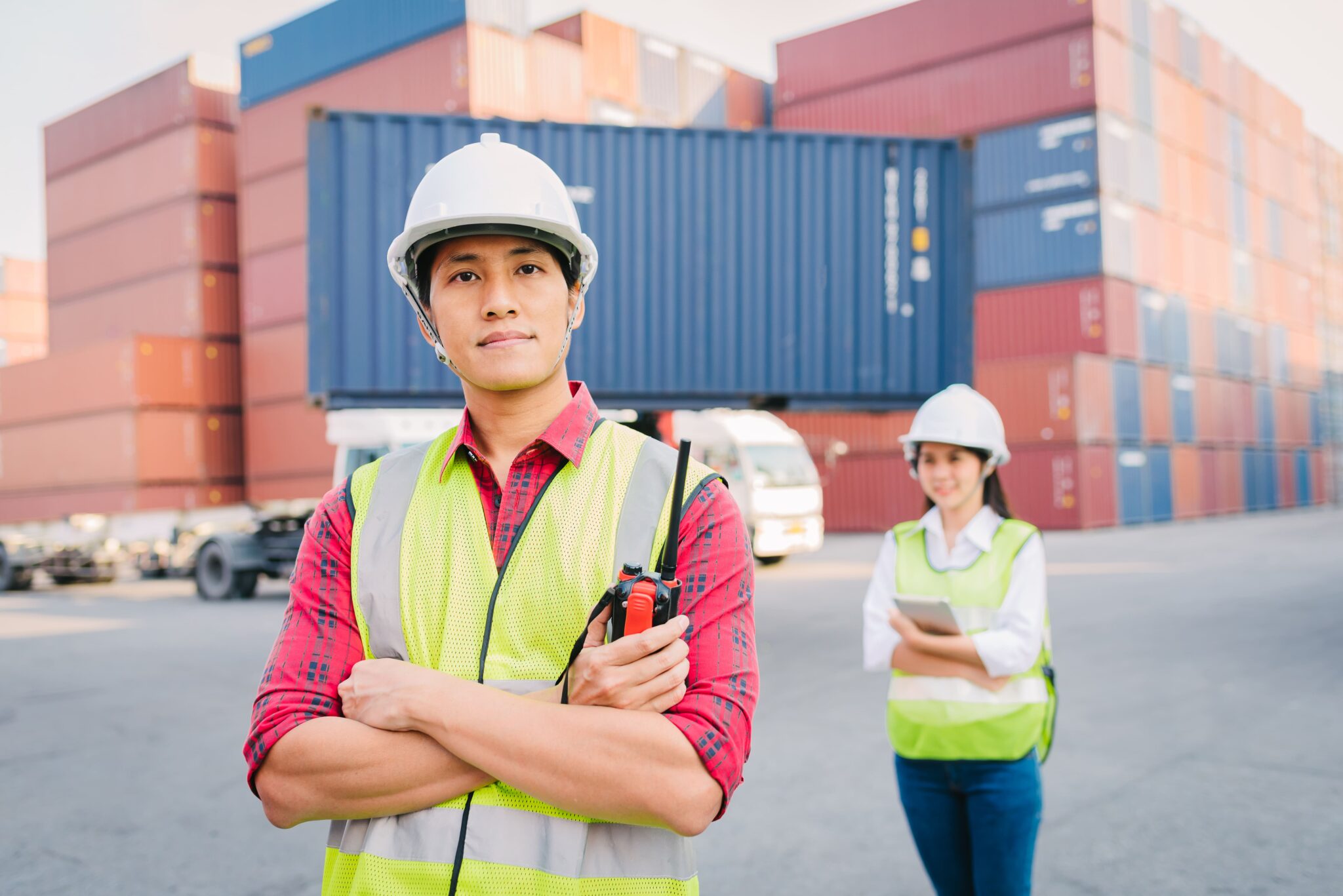 confident-asian-foreman-staff-woman-logistic-industry (1)